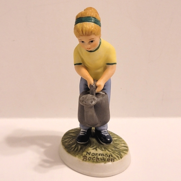 Norman Rockwell Art River Shore Garden Girl ceramic little girl figurine in box - Picture 2 of 8
